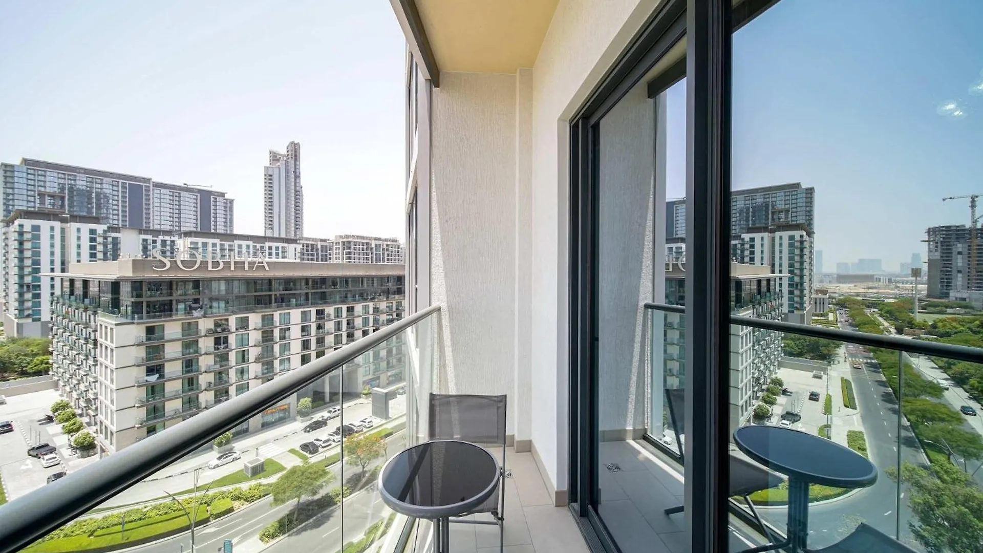 Pvh - Tranquil 1Br - Sobha Waves Apartment Dubai United Arab Emirates